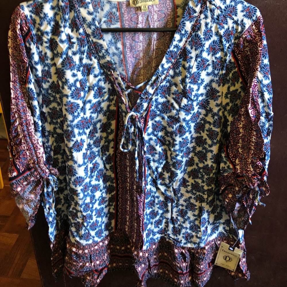 Democracy peasant blouse .